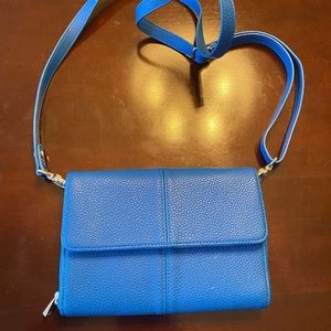 Thirty One crossbody wallet